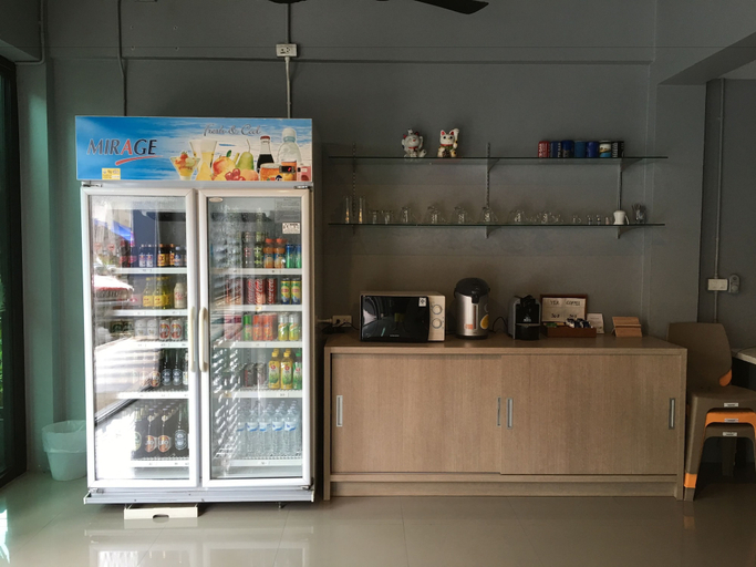 Food & Drinks, Chalong Sea Breeze, Phuket Island