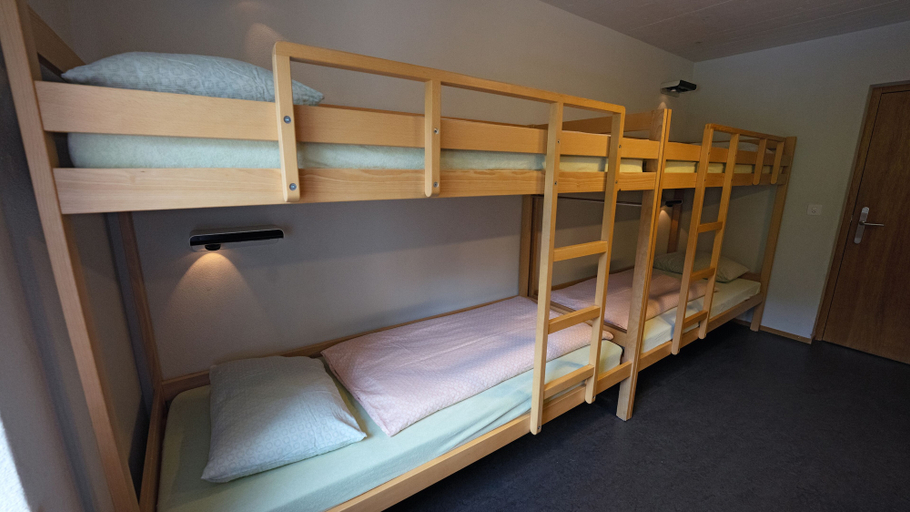 Bedroom 2, Youth Hostel Valbella, Albula