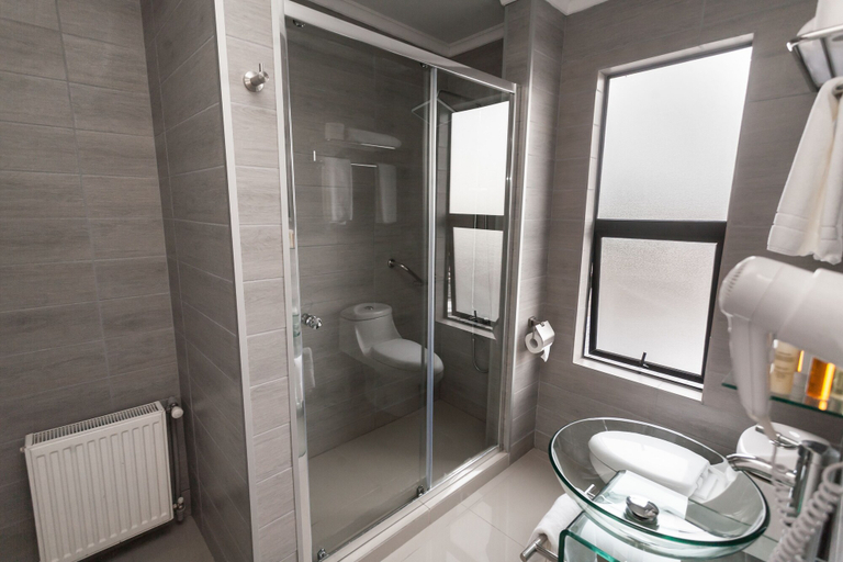 Bathroom 3, Casa de la Patagonia, Última Esperanza