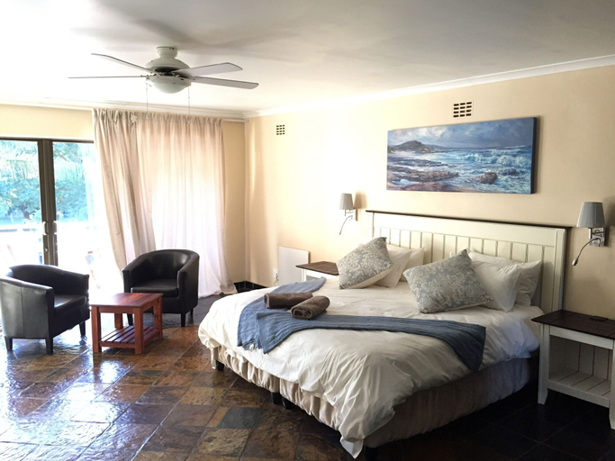 Bedroom 4, Areena Riverside Resort, Amathole