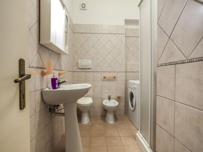 Bathroom 4, Casa Vacanza Zirocco, Latina