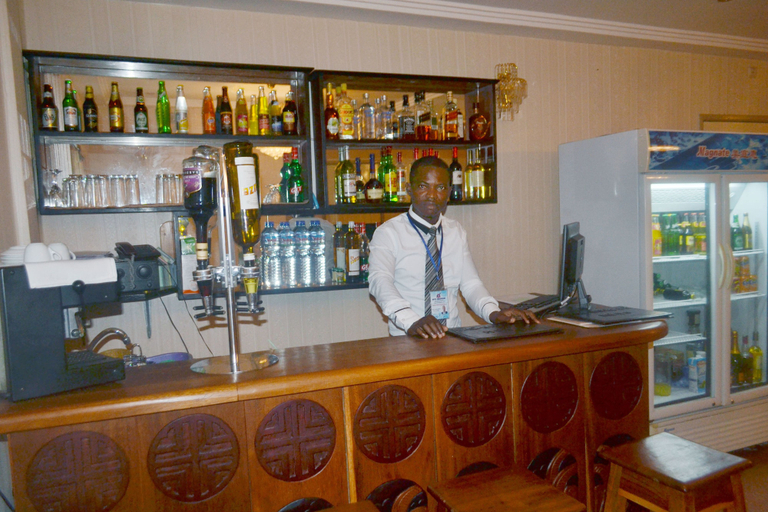 Food & Drinks 5, Hotel Magnificat, Golfe (incl Lomé)