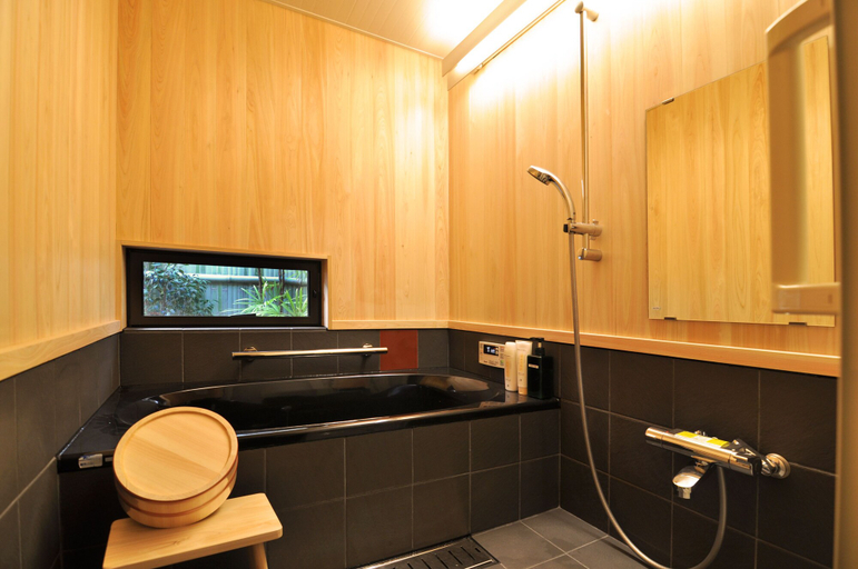 Bathroom, Hoen Kurenai An, Kyoto