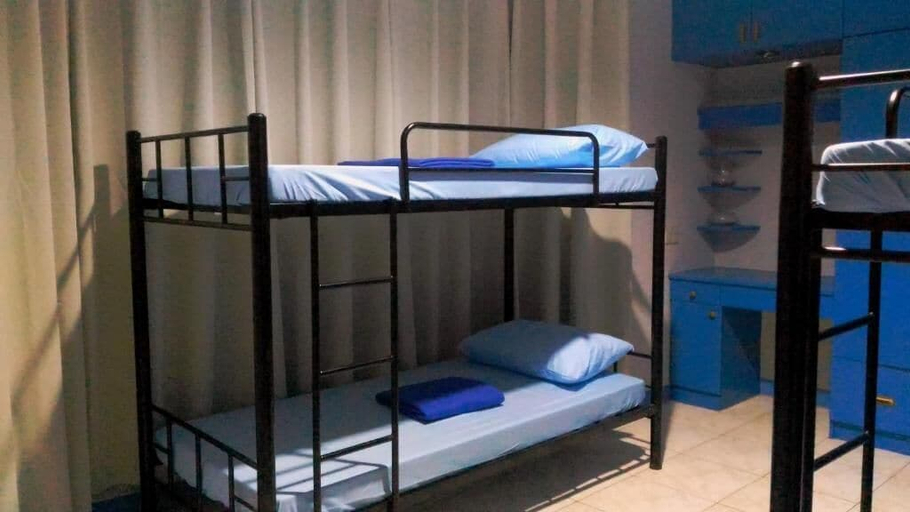 Bedroom 3, Panglao Island Inn - Hostel, Panglao