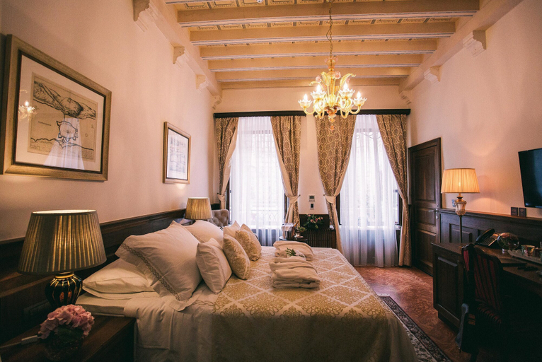 Bedroom 3, Heritage Hotel Cardo, Split