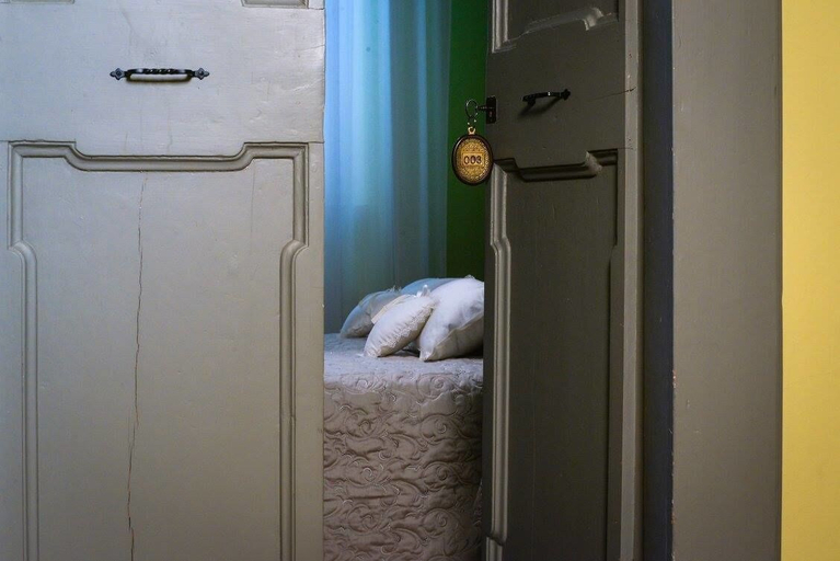 Bedroom 4, Hotel Grimaldi, Macerata