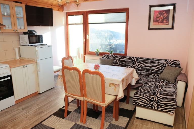 Others 4, Apartment Jorsi With Mountain View, Zrece