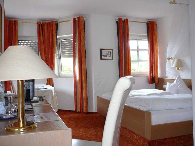 Bedroom 4, Landgasthof Zum Ochsen, Südwestpfalz