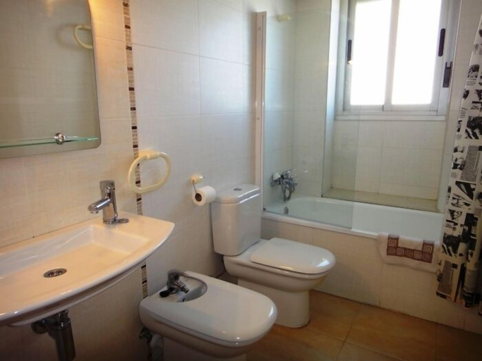 Bathroom 3, Apartamentos Pompeya 46, Castellón