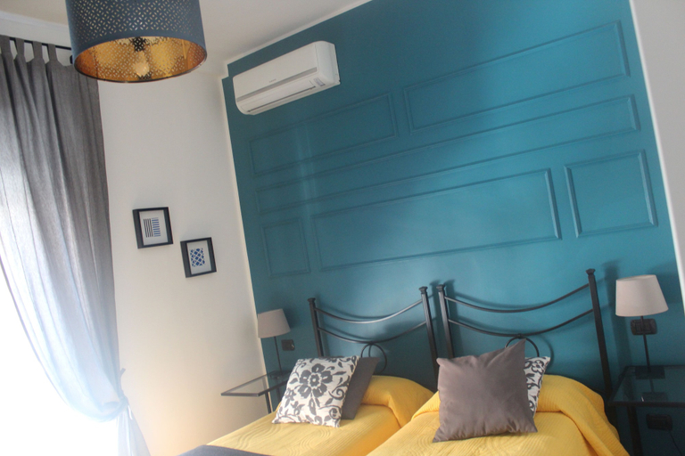 Bedroom 3, Stasera A Casa Da ME, Roma