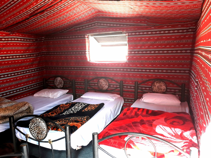 Bedroom 4, Martian desert camp, Aqaba