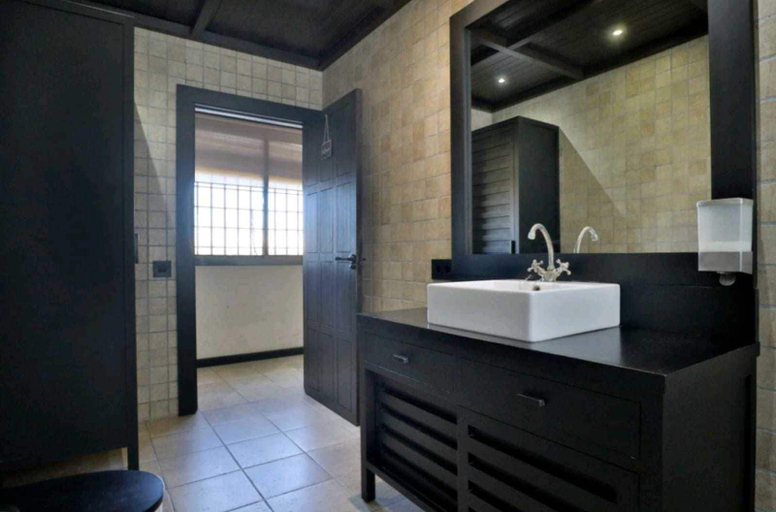 Bathroom, Casa Rural Ecuestre, Córdoba