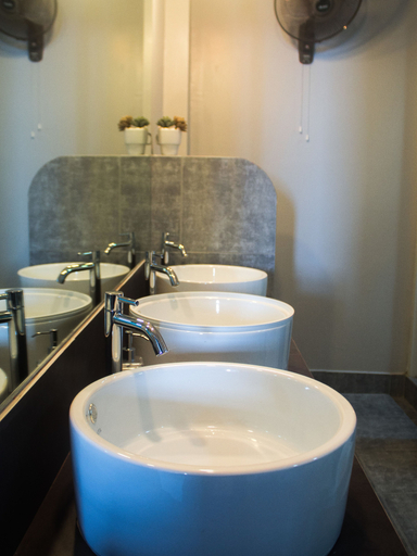Bathroom 5, The Moon Hostel Hua Hin, Hua Hin