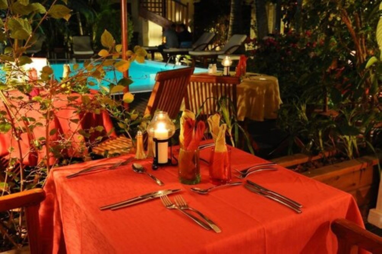 Food & Drinks 5, Swalibo Hotel, Saint-Paul
