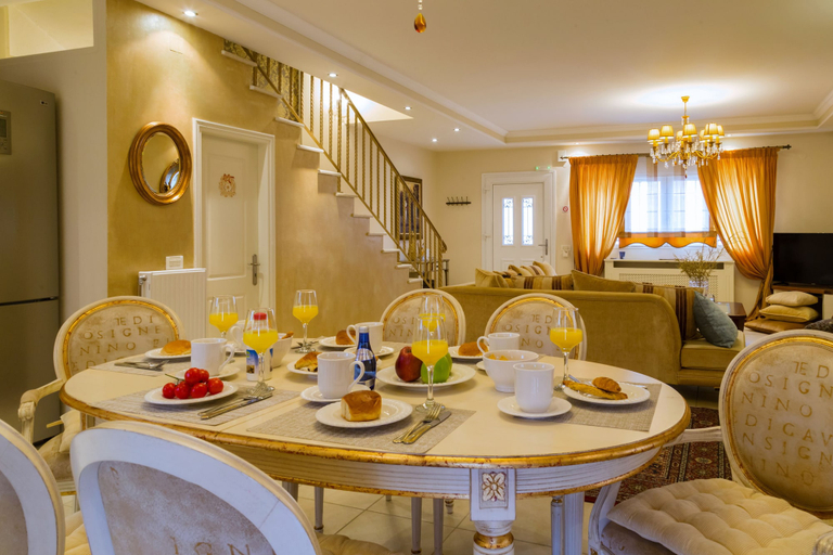 Food & Drinks, Suite Maison, Ionian Islands