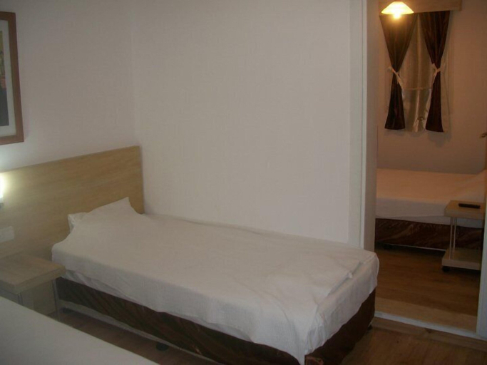 Bedroom 4, Gunisigi Otel, Bodrum