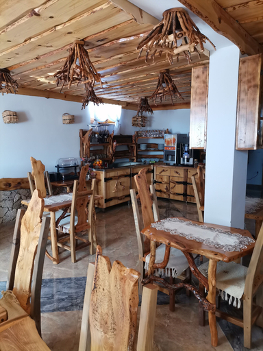 Food & Drinks 4, Rustic Inn River, Plitvička Jezera