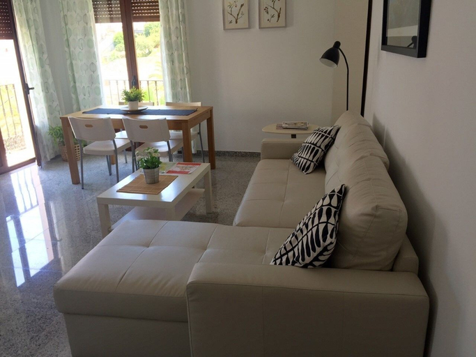 Others 4, Apartamentos El Burgo, Málaga
