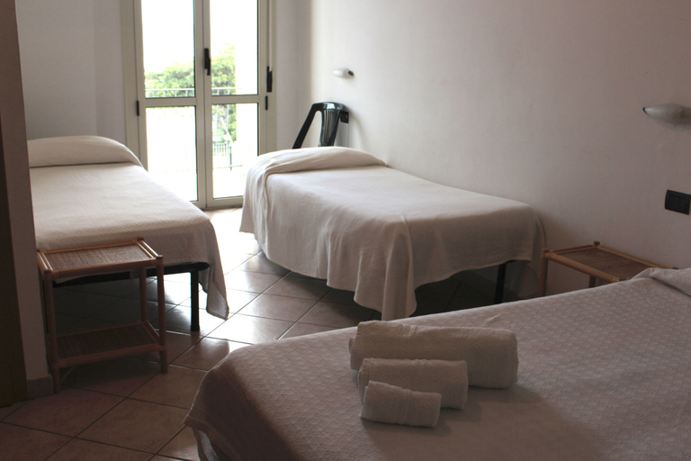 Bedroom 3, Terrazzino, Vibo Valentia