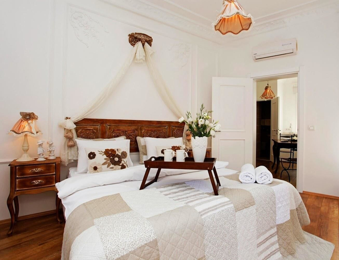 Bedroom 4, The White Swan Suites Beyoglu, Beyoğlu