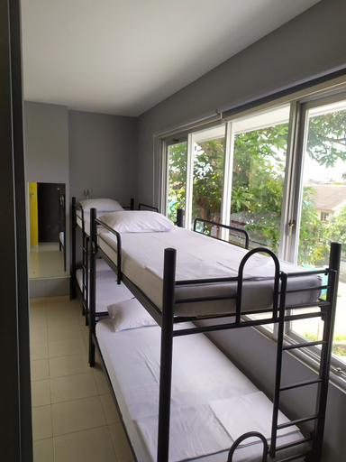 Bedroom 4, Footprints Xperience Hostel, Lombok