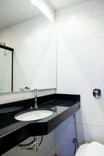 Bathroom 4, Icarai Suites, Niterói
