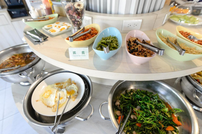 Food & Drinks 5, R7 Eco Hotel, Kaohsiung