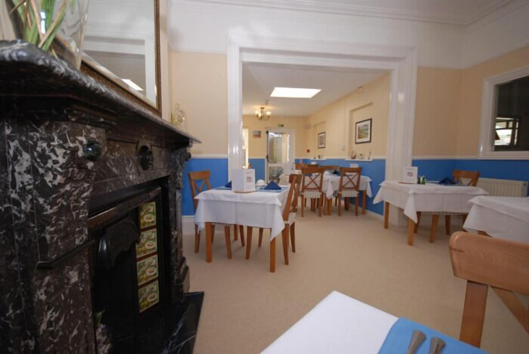 Food & Drinks 4, Westbury Lodge, Isle of Wight