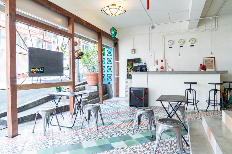 Food & Drinks, Okinawa Guest House Chanpuru - Hostel, Naha