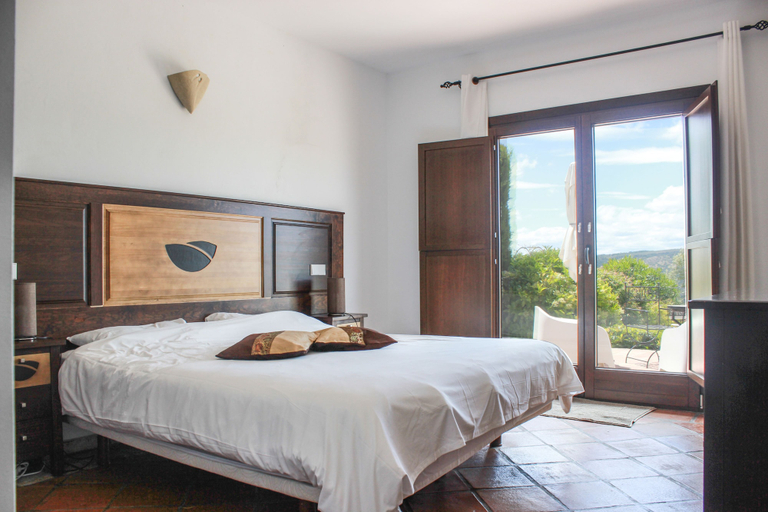 Bedroom 4, Arriadh Hotel, Málaga