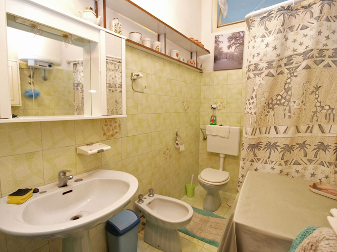 Bathroom 3, Apartment 1050, Rovinj