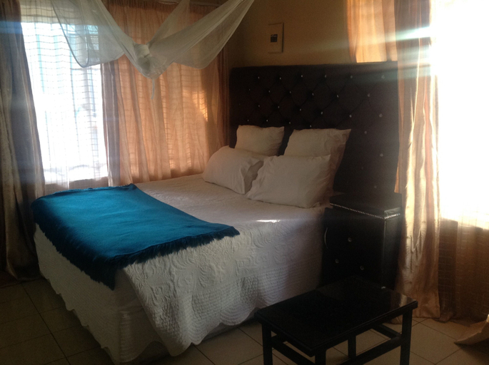 Bedroom 2, Eliba Apartments, Livingstone