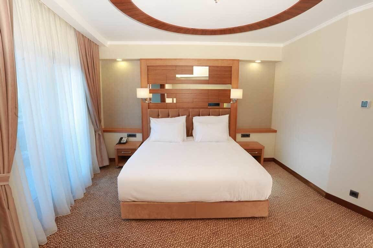 Bedroom 2, Royalton Hotel, Toprakkale