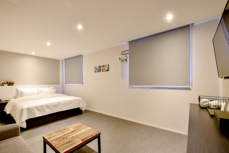 Bedroom 4, Hotel Maison, Suyeong
