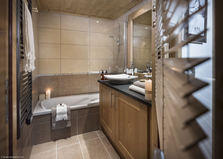 Bathroom 4, CGH Résidence & Spa le Jhana, Savoie