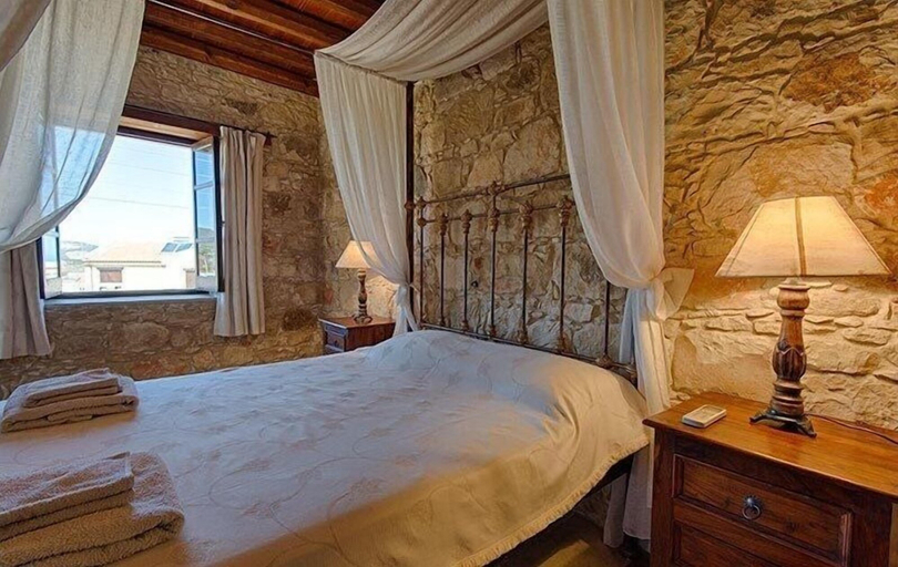 Bedroom 3, Kirithra