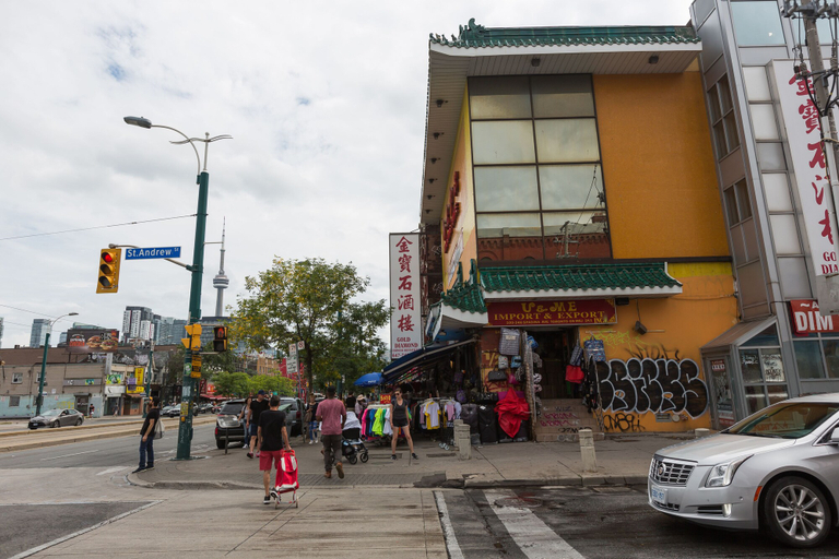 Exterior & Views, Applewood Suites - Chinatown Loft, Toronto