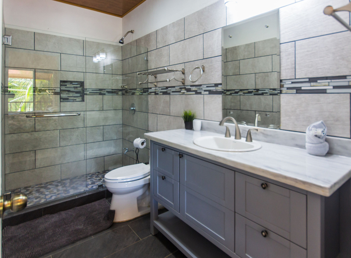 Bathroom 5, Hotel El Tecal, Osa