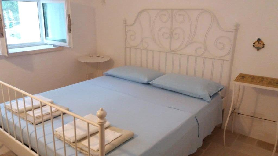 Bedroom 2, Trullo Meditazione, Brindisi