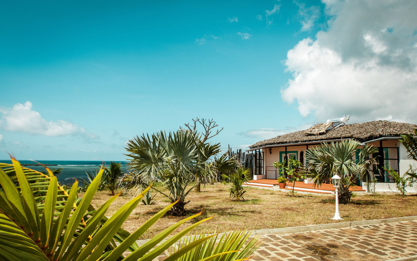 Exterior & Views 2, Mantasaly, Diana
