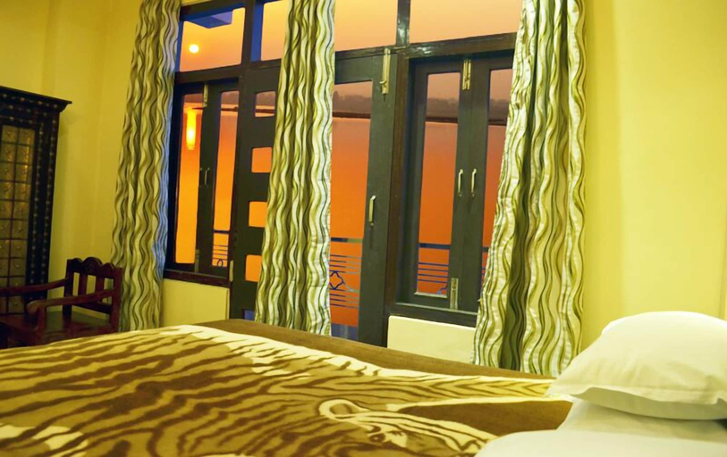 Bedroom 4, Ganga Monastery, Varanasi