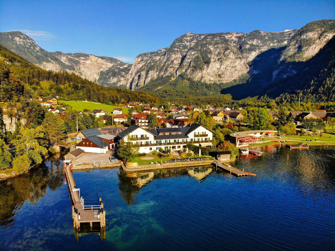 Exterior & Views 1, Hotel Haus am See, Gmunden