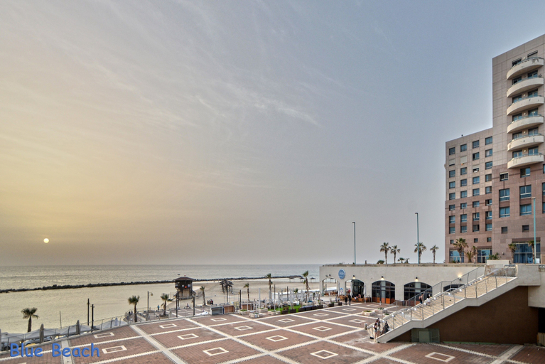 Others 4, Blue Beach Apartment