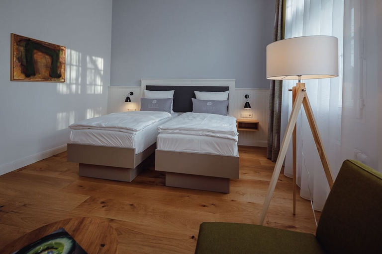 Bedroom 2, Schulhaus Hotel, Ennepe-Ruhr-Kreis