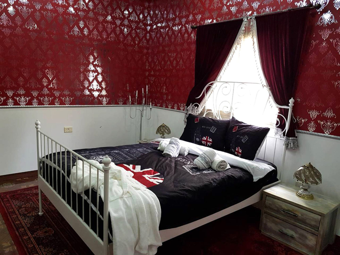 Bedroom 5, Villa Jean Em