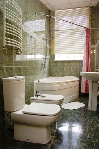 Bathroom, Kurhaus Kranz, Svetlogorsk