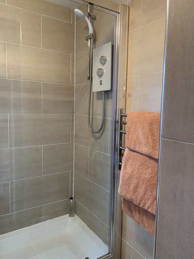 Bathroom 5, Lakeview Guest House, Dumfries and Galloway