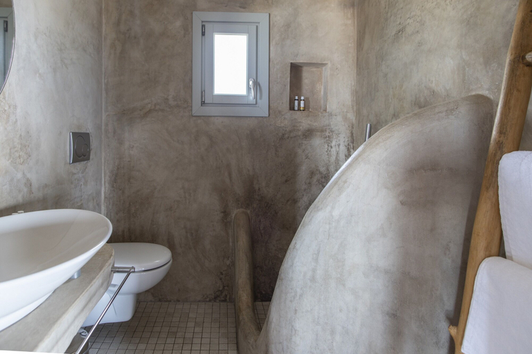Bathroom 4, Provalma, South Aegean