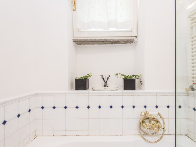 Bathroom 4, RSH Luxury Spanish Steps Terrace, Roma