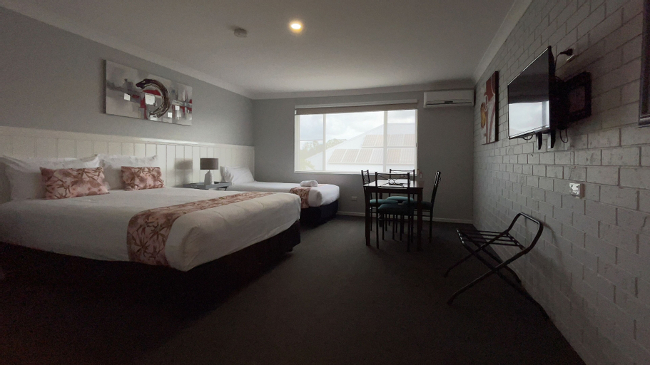 Bedroom 16